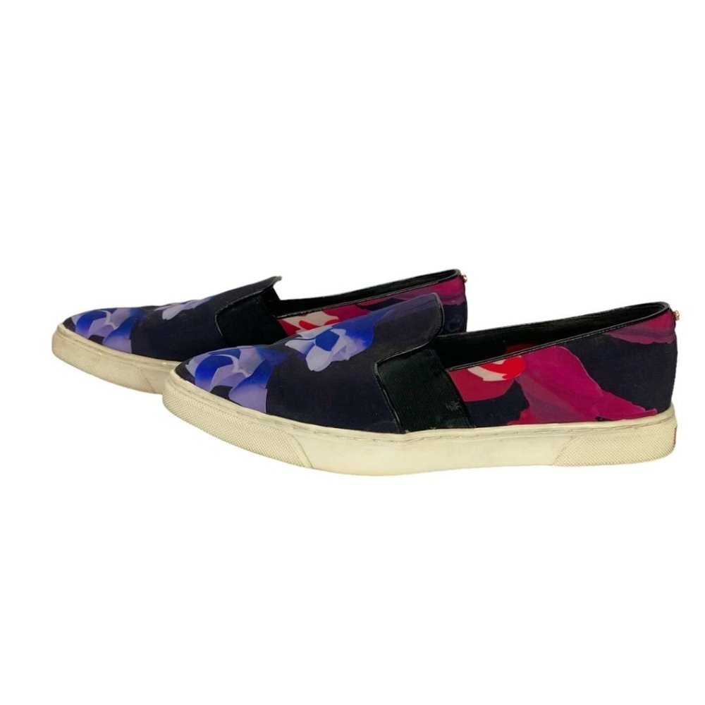 TED BAKER FLORAL POINTED TOE FLATS - 9